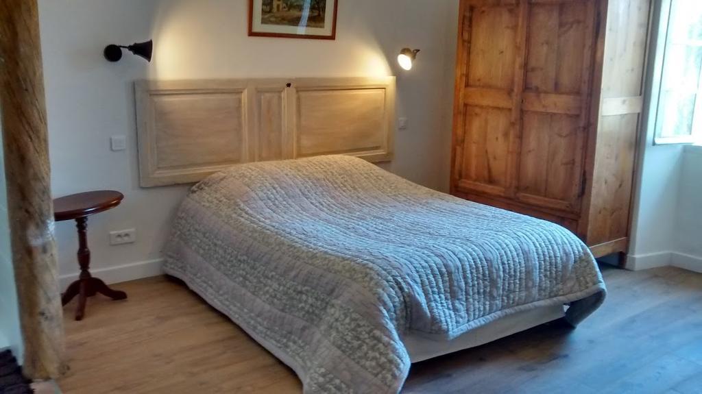 Mas La Vitalis Chambres D'Hotes LʼIsle-sur-la-Sorgue Zimmer foto